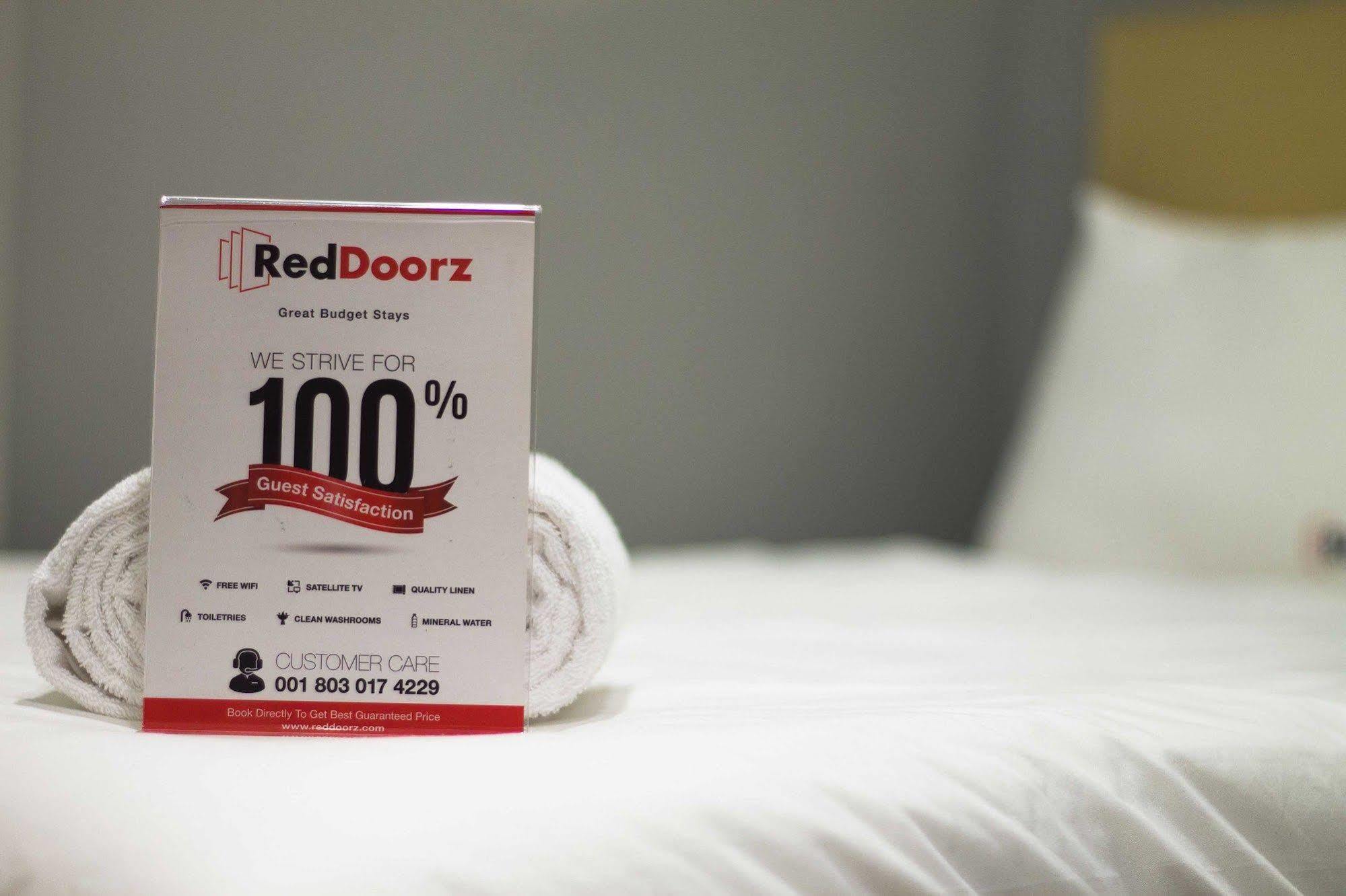 雅加达 Reddoorz @ Pulomas酒店 外观 照片